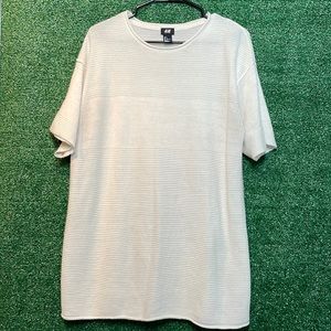 Mens L tee